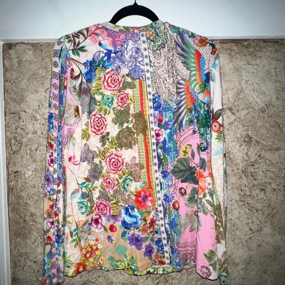 Johnny Was Women's Top - Picture 2 of 4